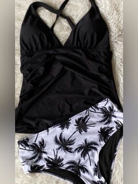 Beachsissi black white crossed back 2 pieces tankini  set, Size XL